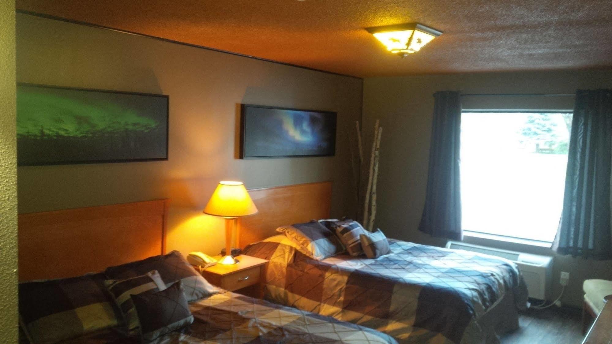 Copper River Inn Fort Frances Esterno foto